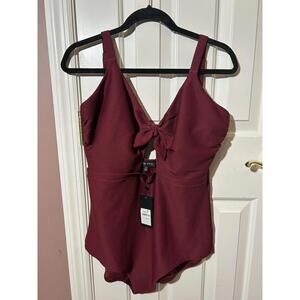 City Chic Swimsuit Womens Medium Twist Front Cut Out One Piece Burgundy New